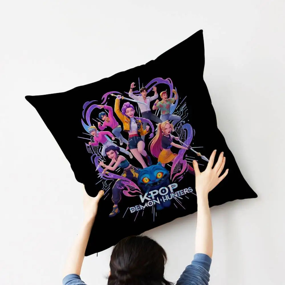Housse de Coussin KPop Demon Hunters Huntrix Zoey Golden — photo 7