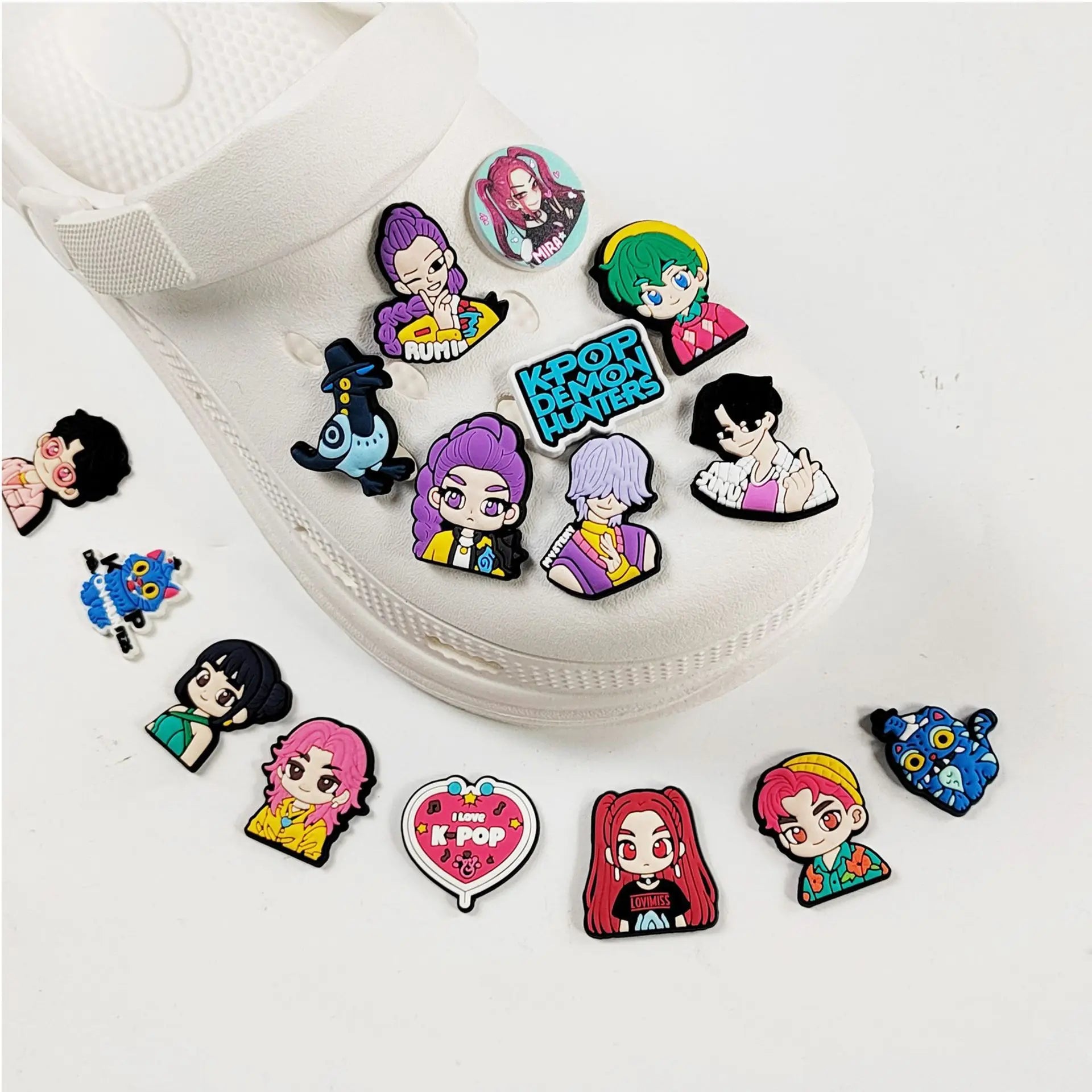 Jibbitz Crocs KPop Demon Hunters Aléatoire 30 — photo 2