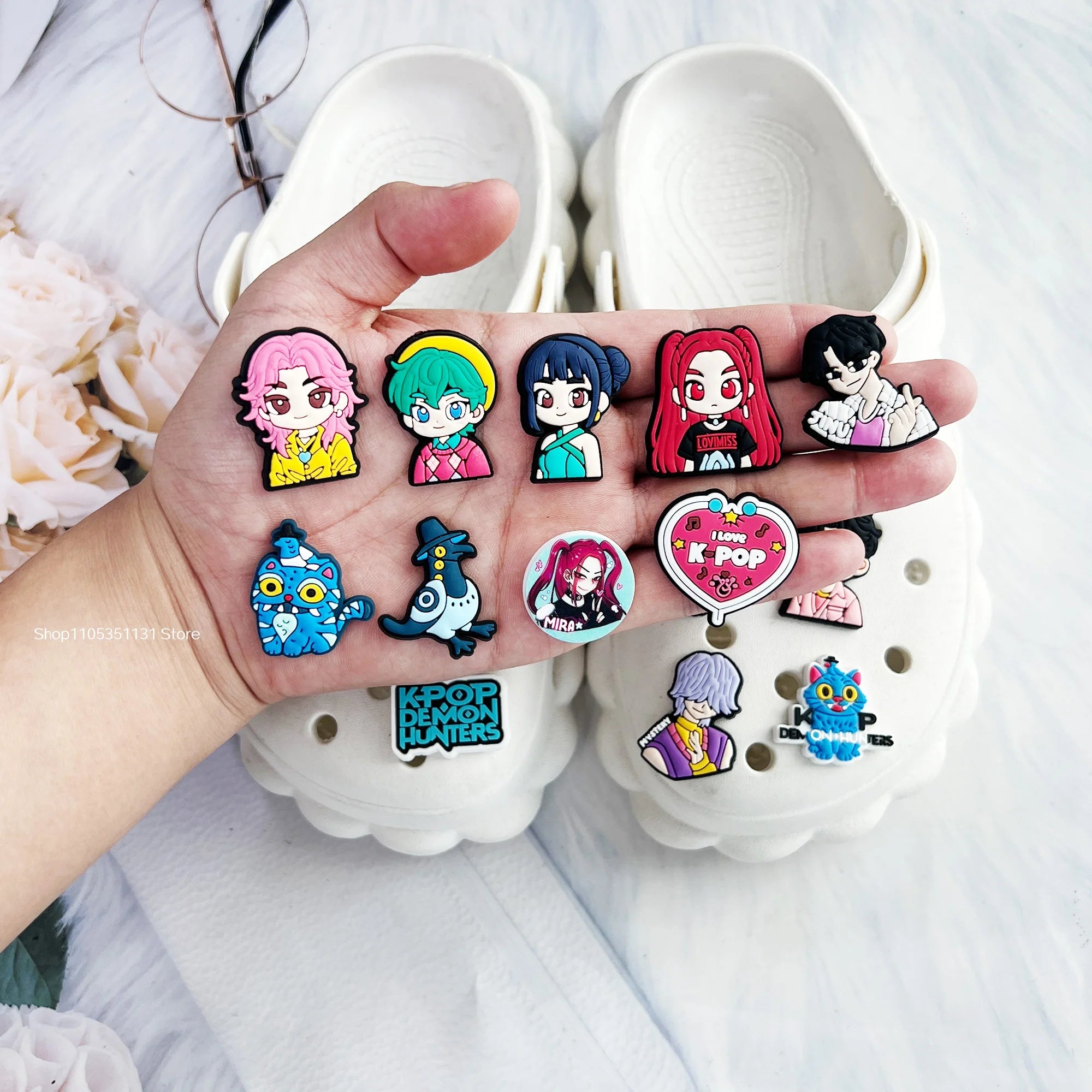 Jibbitz Crocs KPop Demon Hunters Huntrix Et Saja Boys — photo 4